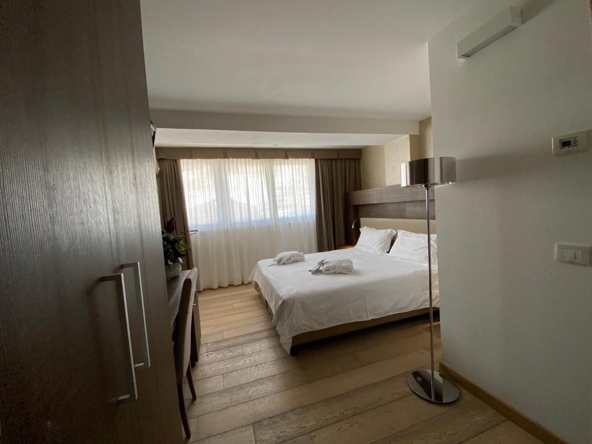 Grand Miramonti Hotel 4*