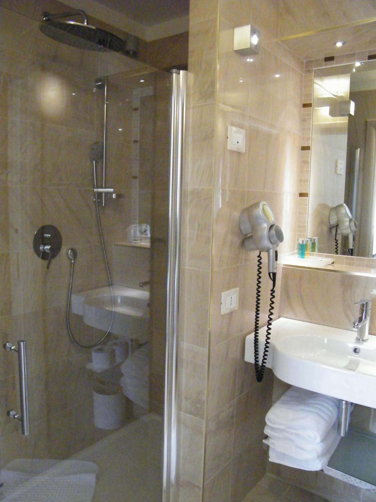 Grand Miramonti Hotel 4*